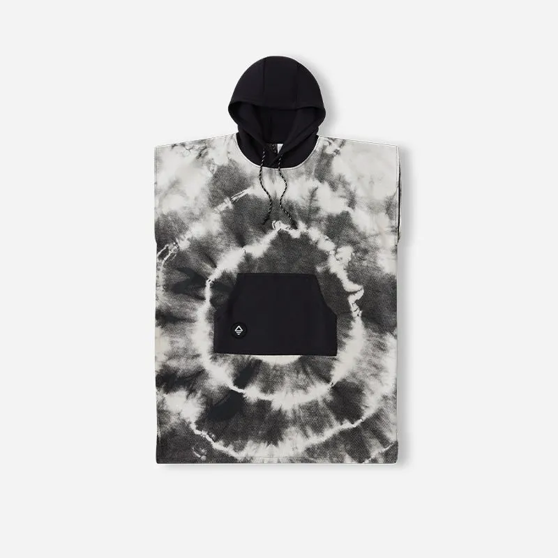 Changing Poncho: Tie-Dye Black and White