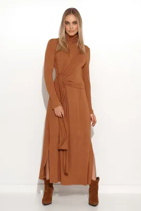 Chic Turtleneck Maxi Dress with Elegant Detailing