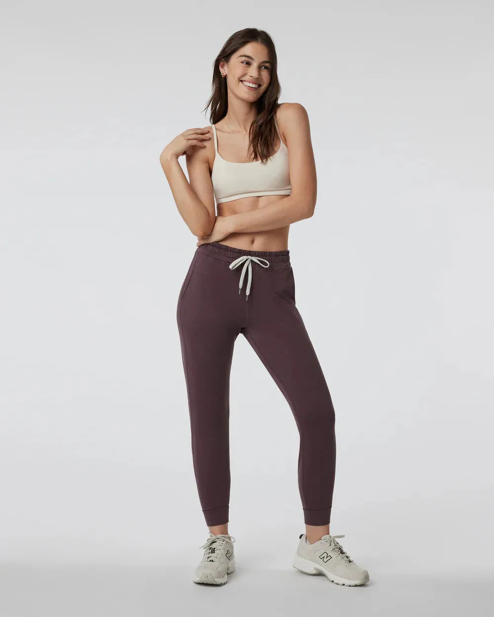 Performance Joggers in Elderberry Heather