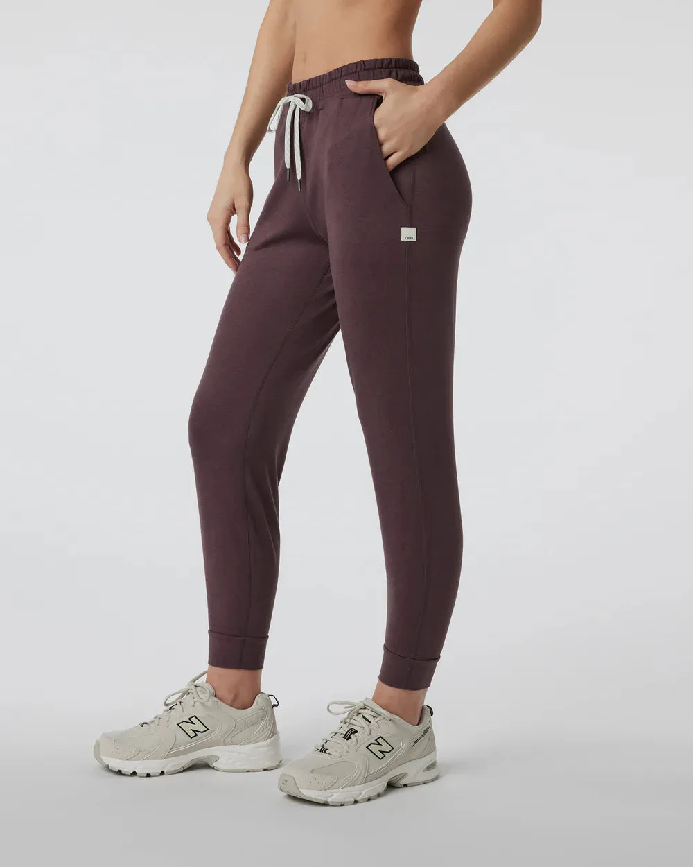 Performance Joggers in Elderberry Heather