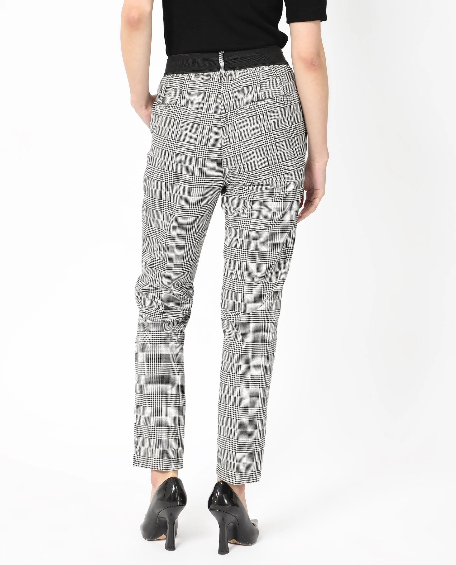 Rareism Women Tucila Black Polyester Fabric Hook And Eye Tailored Fit Checked Ankle Length Tapered Trousers