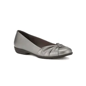 Walking Cradles Wc Fall Women Slip-on Flat In Pewter Metallic Leather